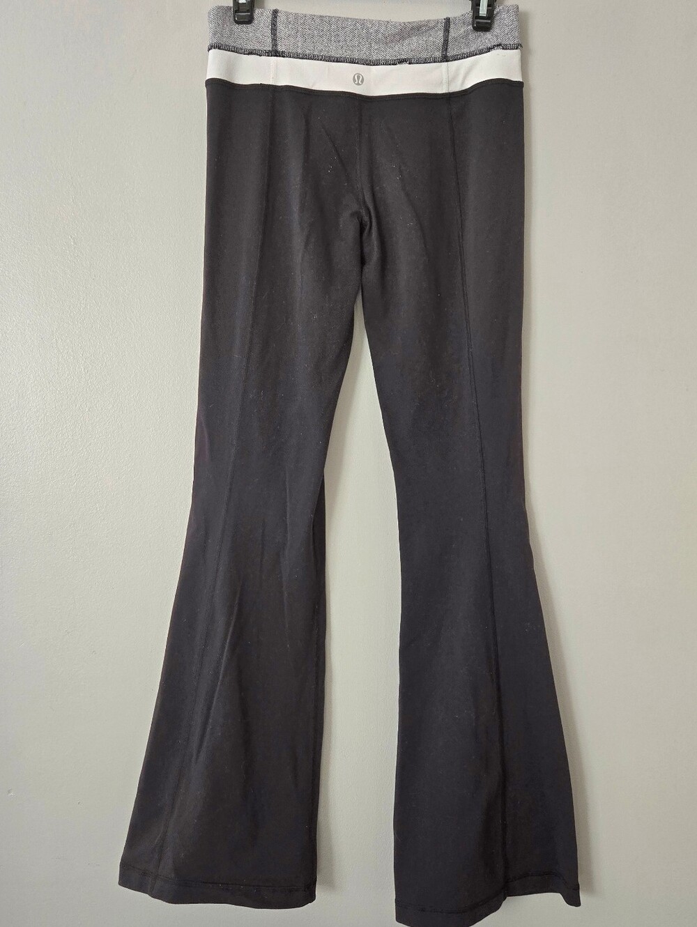 Lululemon Groove Flared Yoga Pants Size 6 Grey Black